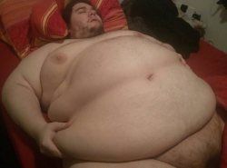 getfatter:  pizzahut420:  gordo4gordo4superchub:  Dreamy   goals  When we met he weighed 200 pounds. The first time we slept together, I squeezed the slight softness of his belly and smiled at him. After a few more dates he confessed that all he wanted