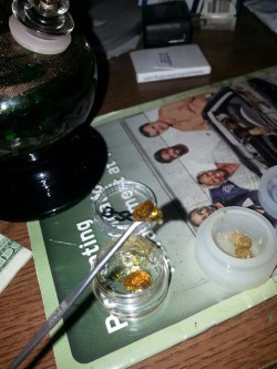 Before work dabs!   Girl scout cookie shatter,  alien fire wax.