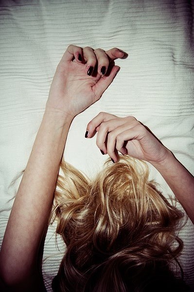 aciddaisies:   soft grunge/models  LADIES: 10 signs you have found the one….
