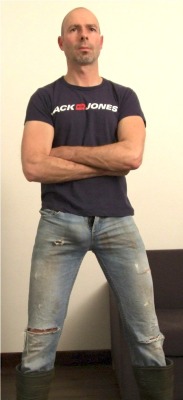 jeanscumpig:  ☣ Join this BARE POZ PIG in SKINNY JEANS FULL CUM on Tumblr ☣http://jeanscumpig.tumblr.com ☣  #BBBH