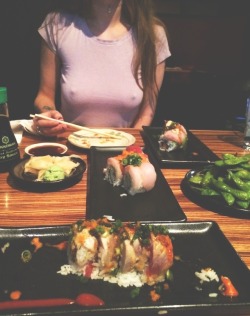 macbabbyyy:  Sushi time ٩꒰｡•◡•｡꒱۶