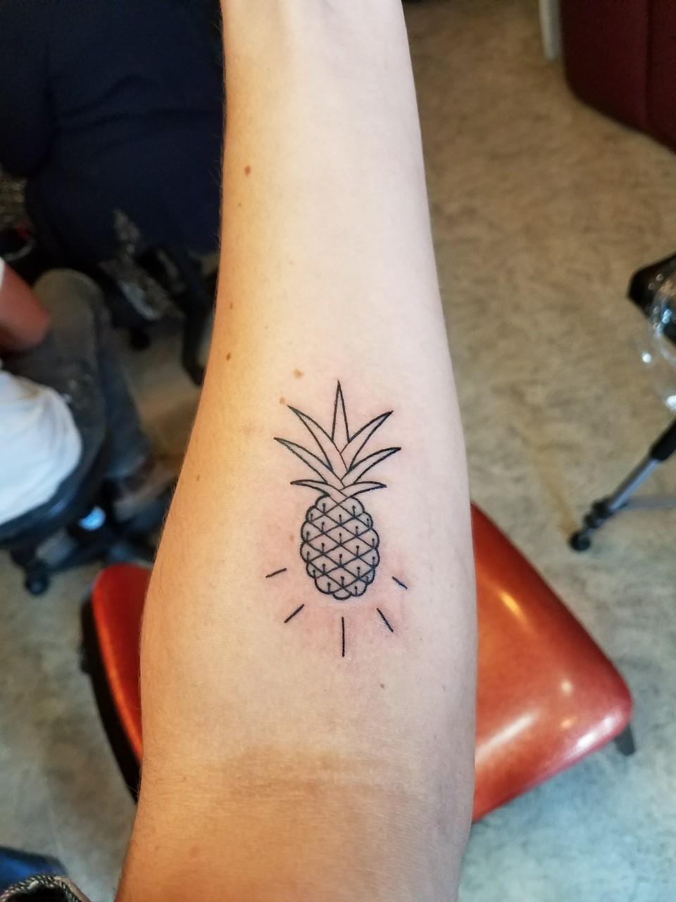 cledleytattoos:pineapple-tattoo-pineapple-neotraditional-color-fruit