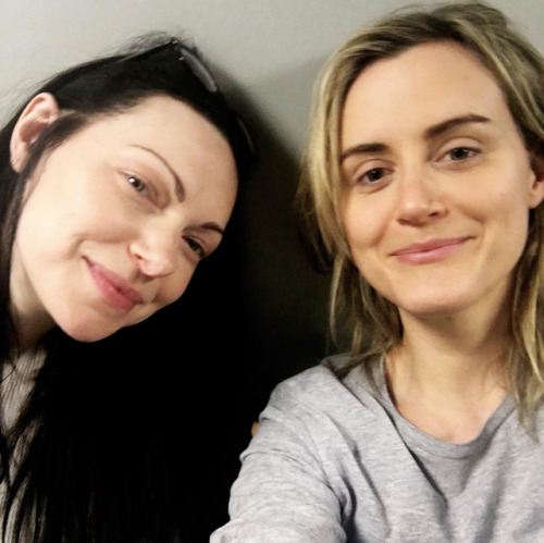 itspiperchapman: lauraprepon: Last day shooting #OITNB season 6 with my beautiful co-star. Until the