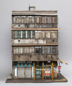 thedesigndome:  Tiny Cardboard Buildings That Emulate Urban Settings by Joshua Smith Artist Joshua Smith recreates urban scenes by replicating buildings in a miniature size. Keep reading 