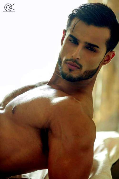 okiesmen:  Sahil Aurora by Amit Khanna  Okiesmen       ARCHIVE     FOLLOW     ASK 