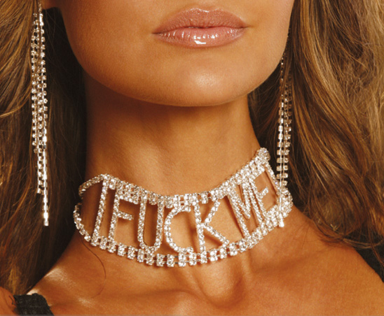 oliviasissyintraining:  I’d wear this everywhere