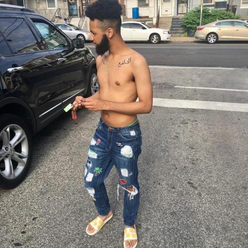 odlyon:  asseenhere:  Brendan   Hey please follow me odlyon 🔥🔥🔥 Thank you all 😉😉