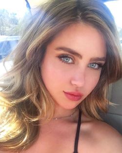 prettymissy4u:  Ryan Newman. ♥  Wow those eyes. I see the fire and I dare to play with it. ♥ 