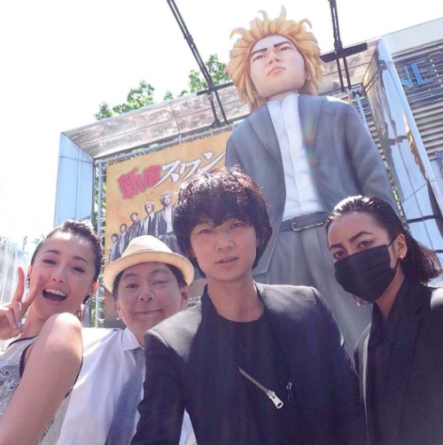 norathorn:8 Meters High Figure of Ayano Gou Graced Shinjuku xDToday 8 m high figure of Tatsuhiko, ak