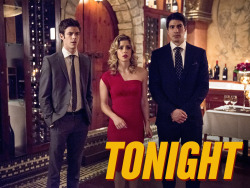 thecwflash:    To change the past, you must first change the future. The Flash returns TONIGHT with its final 5 episodes of the season!  