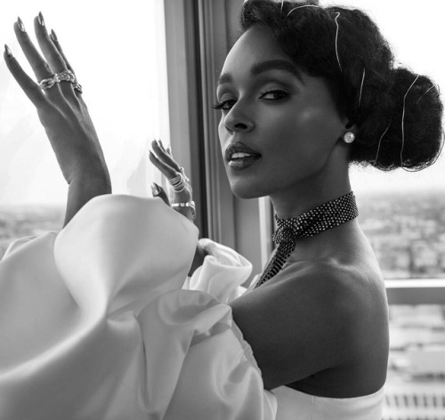 monaedroid:  Janelle Monáe || Los Angeles Confidential Magazinge https://la-confidential-magazine.com/janelle-monae-on-acting-in-oscar-nominated-films-moonlight-and-hidden-figures 