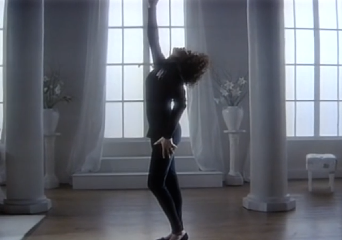 highkeygay:  whitney houston - all the man that i need [1990] 