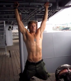 celebritieshotness:  Trevor Donovan