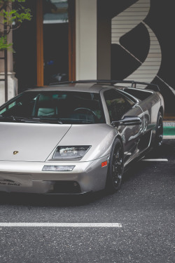how2photo:  Lamborghini Diablo