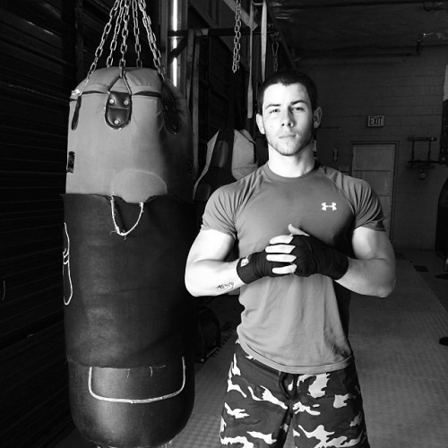 nickjonas-news:  @nickjonas: End of week one of Navy St. Training camp  He&rsquo;s ready to