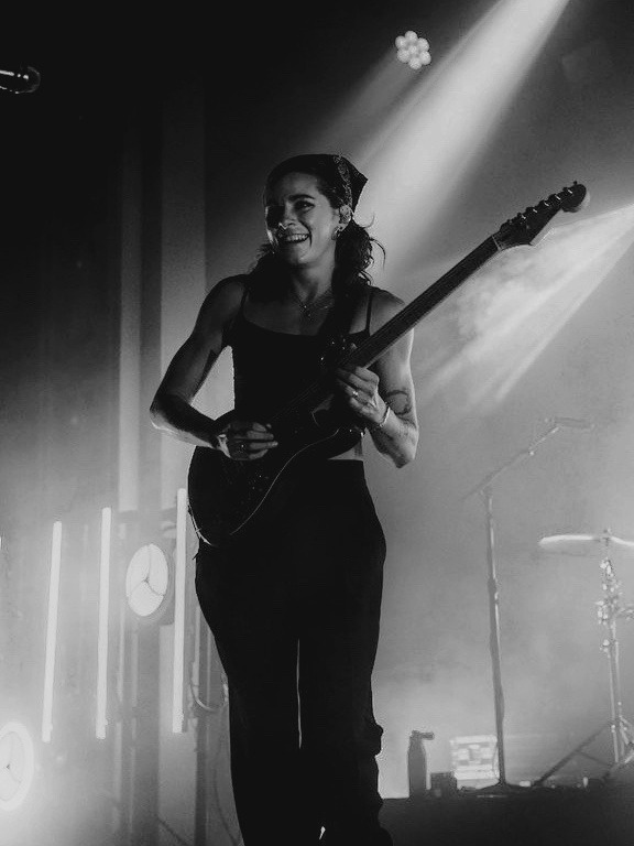 Porn :PVRIS live @ New York photos