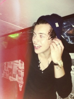 haurald:  Harry on the party bus  