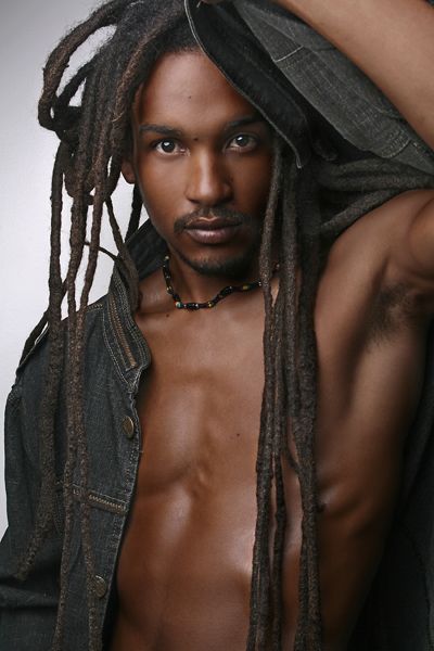 ohthentic:  ariessoul:   Sidney Etienne     Oh