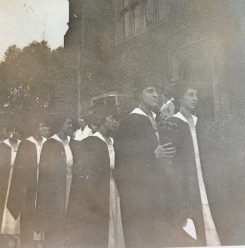 Congratulations @mtholyoke Class of 2018! Your “great grandmother class” – the Cla