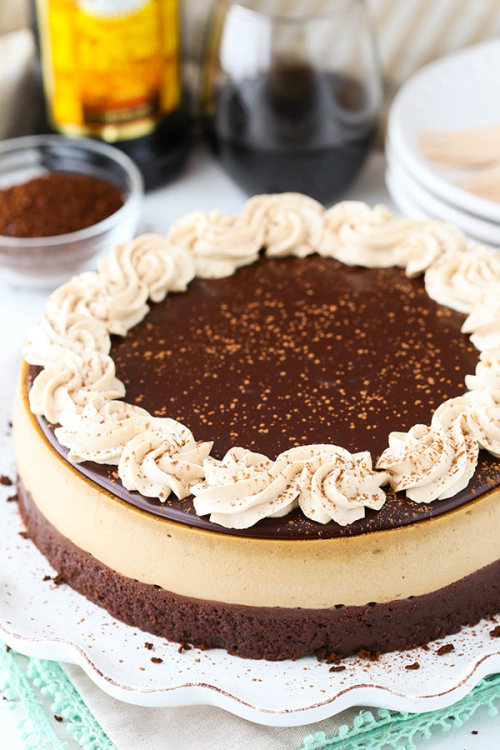 foodffs:KAHLUA COFFEE BROWNIE CHEESECAKEReally nice recipes. Every hour.Show me what you cooked!