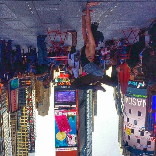 flashback to making my dream of doing handstands in Times Square come true! When I stood up, there w