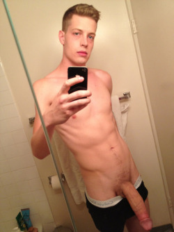hotguyselfiesxxx:  Check out my other blogs:http://guysjeansxxx.tumblr.com/ , http://sweetsoutherncock.tumblr.com/,  http://hotguyselfiesxxx.tumblr.com/ , http://sexyboysinjeans.tumblr.com/ , http://hotgayholes.tumblr.com/