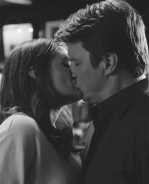 starstrucksarah:The way her whole body just gives in to him