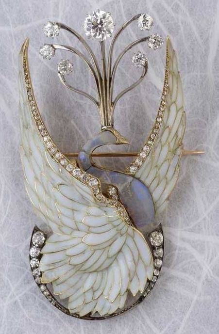 anaquana:treasures-and-beauty:Art Nouveau Diamond, Opal and enamel bird brooch By Philippe Wolfers@m