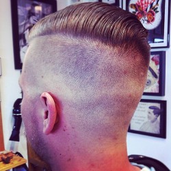 imonkeyaround:  0 fade thanks for looking. #haircut #0fade #hair #ukbarber #barber #fade #taper #pomade @slimjimthebarber 