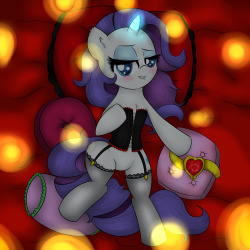 teasingsilly:  A lovely Rarity for you all &lt;3 My favorite pony!! ^-^… This was super super fun to draw :3  now make her a futa &lt;.&lt;