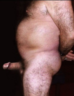 xlbigmanstuff:  more big man stuff at http://xlbigmanstuff.tumblr.com/