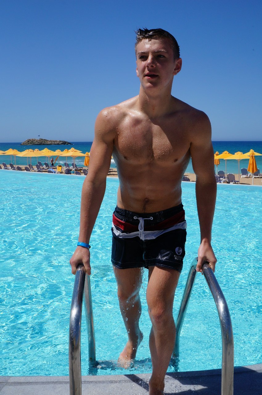 itsswimfever:  The resort’s new poolboy…