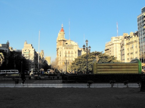 Temprano en la mañana, Plaza de Mayo, Buenos Aires, 2008.