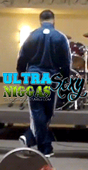 ultrasexyniggas:  Justin Combs bustin’ some moves for his UCLA teammates … 