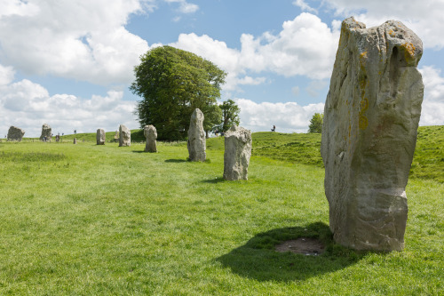 Avebury - Ancient Stone Circle Avebury is a Neolithic henge monument containing three stone cir