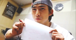 peggiehoi:  Taecyeon ± goofing off 