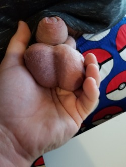 dirtylittlecid:My bf’s cock by the desk