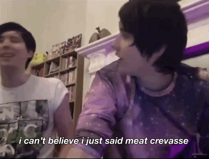 cringe-attacks:dan’s chapped lips (x)