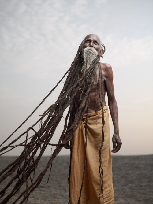 New “Holy Men” Photo Series: Varanasi, India by Joey L.(via Blog | Joey L. - Part 3)