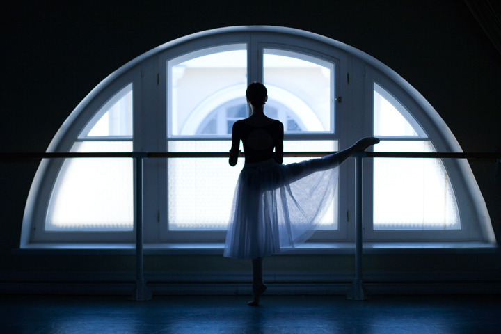 vaganovaboy:  imickeyd:  Daria Volkova - Ballet  Who is Daria Volkova..? This is