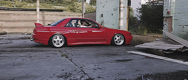 itsbrucemclaren:  R32 GTS-T Nissan Skyline 