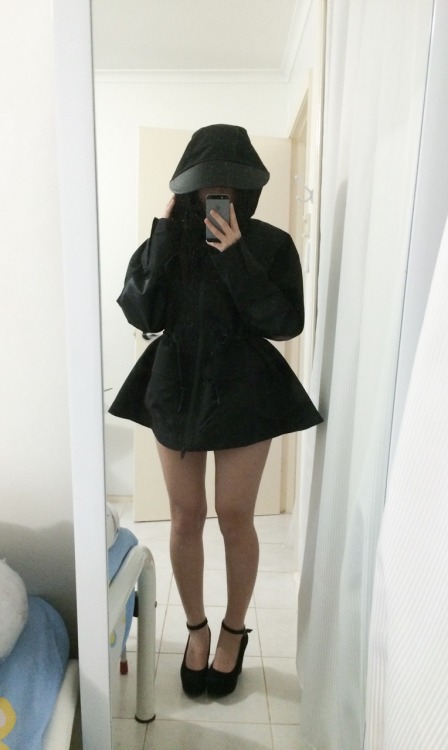 hohentai: THIS NEW ALEXANDER WANG COAT IM LITERALLY HEART EYES MOTHERFUCKER