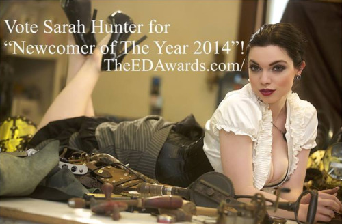 mssarahhunter:  Help the world’s first Steampunk Penthouse Model become the Best Newcomer! Go 