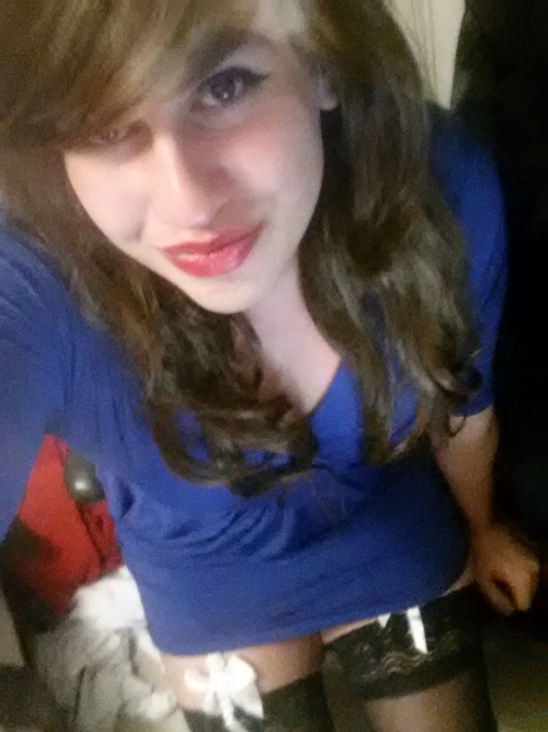 horseman52:  dreamtgirls:  Love Sammy Ess :http://sammyess.tumblr.com/  looks yummy