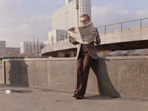  Moscow Does Not Believe in Tears (1979) dir. Vladimir Menshov 