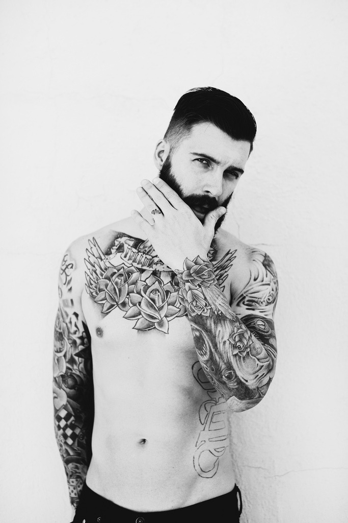 shirtlessboys:  Kayla Varley