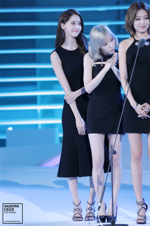 im220-cm:   160315 SIA #소녀시대 #윤아 #YOONA  800 × 1200   