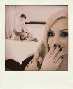 Polaroid Style Porn 18+