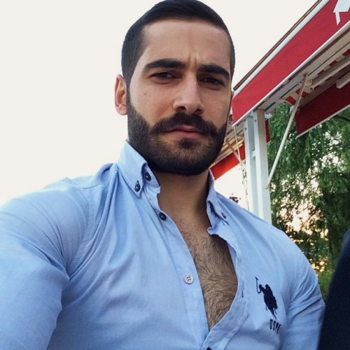 OMG he is stunningly handsome, hairy, sexy -  My kind of man - WOOF