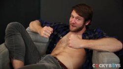 shelikeshairbands:  Colby Keller: ridiculously expressive